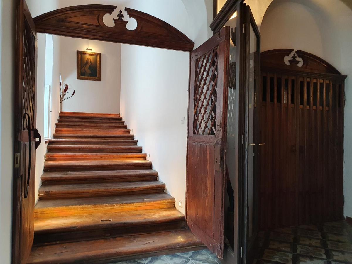 Apartman Fara Vcelakov Extérieur photo